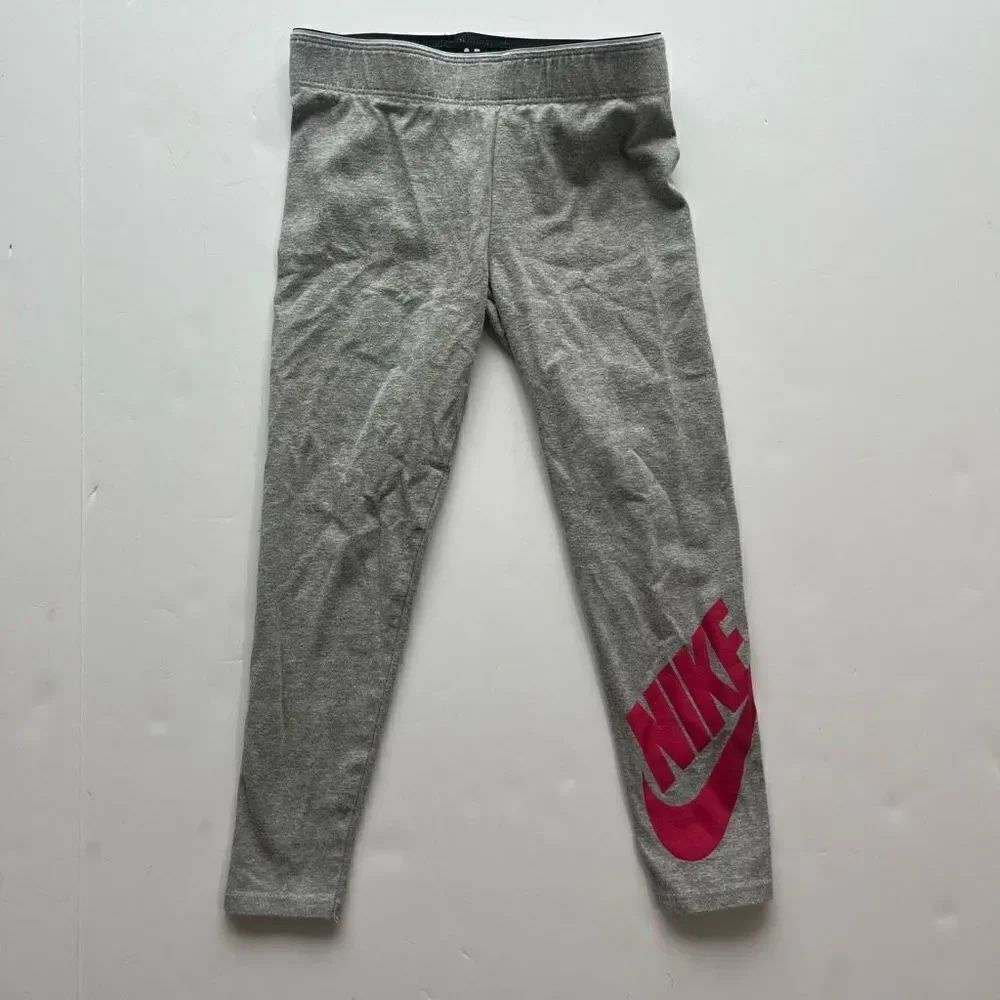 🔥4/$25 Nike Girl’s Gray Pink Athletic Track Leggings  Pants Size 6M 5-6 Years